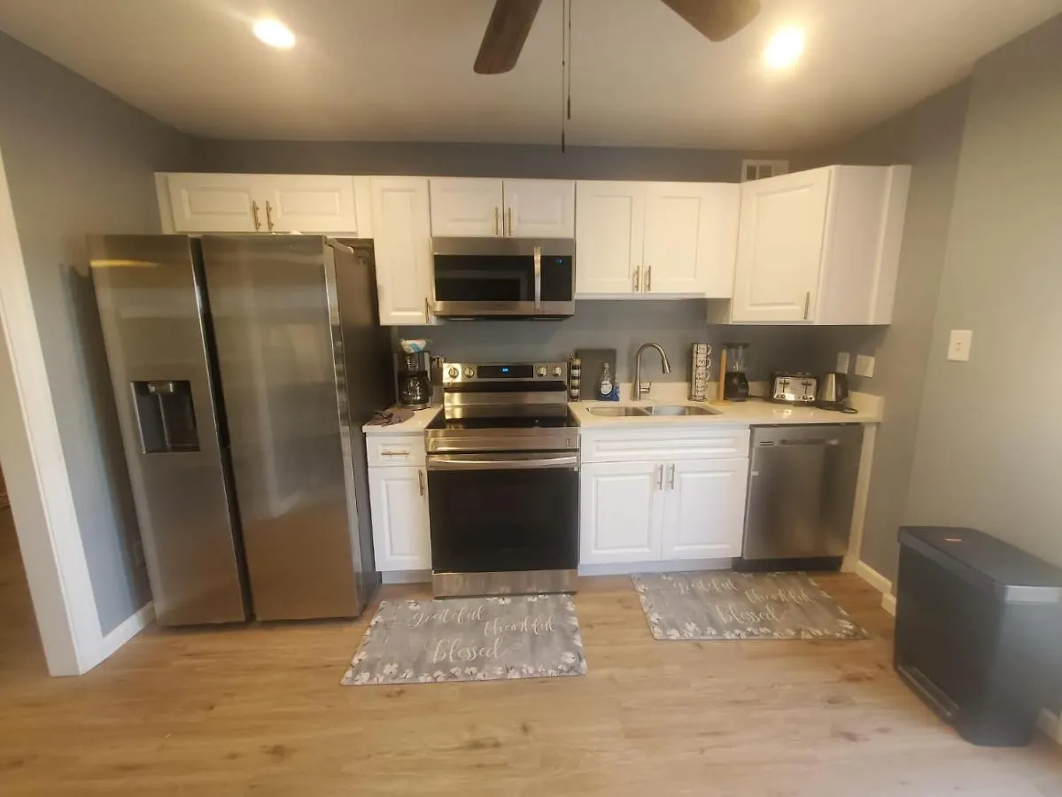 Super Large East Memphis 23 Beds Villa 0*,  Verenigde Staten