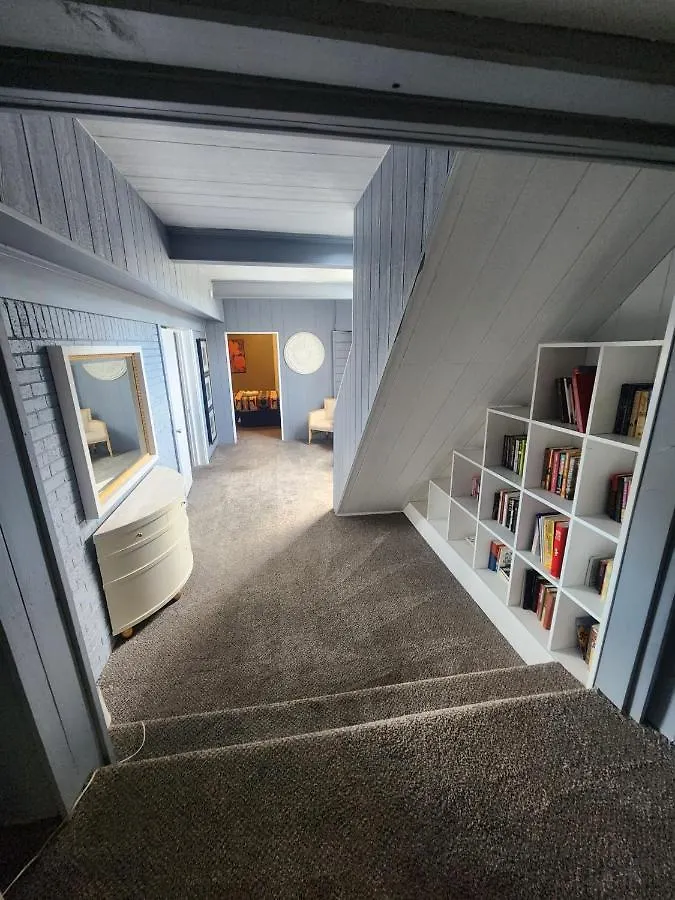 Super Large East Memphis 23 Beds Villa 0*,