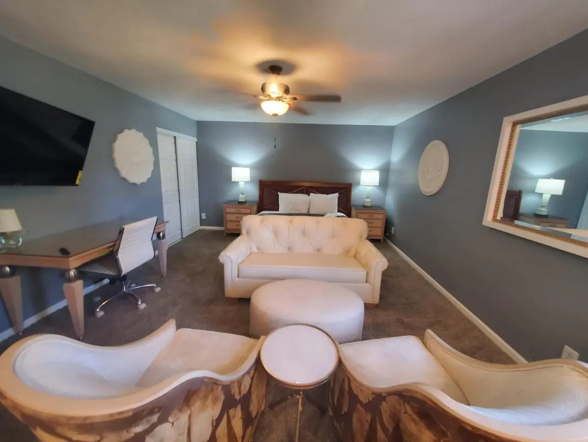 Super Large East Memphis 23 Beds Villa Holiday home